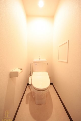 トイレ　クレセール阿波座
