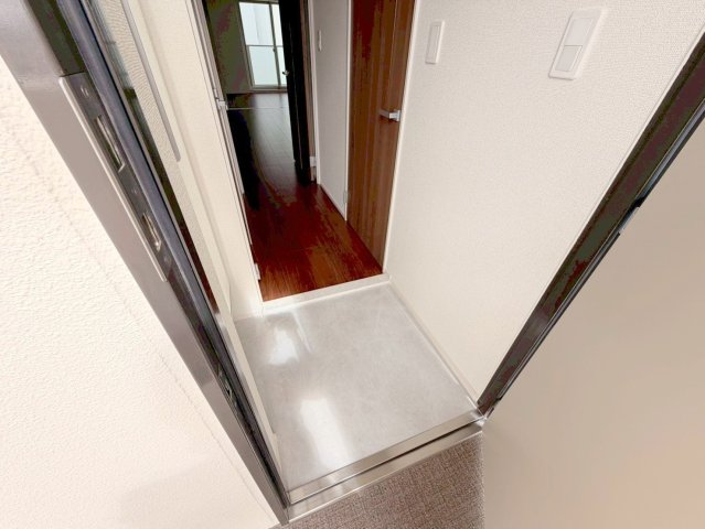 玄関　素敵な玄関は毎朝あなたを元気に送りだしてくれますよ。