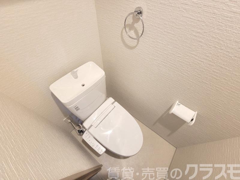 トイレ　ウォシュレット＆ウォームレット