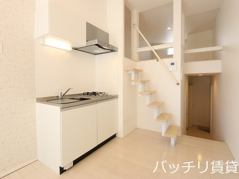 キッチン　同型タイプの為、現状を優先致します。