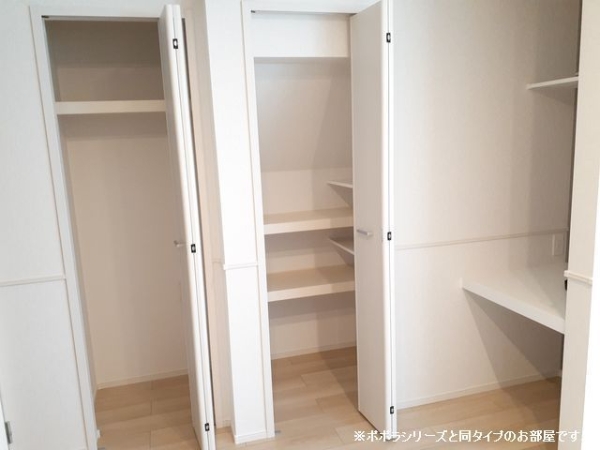 収納　※参考写真　同建築メーカー施工の同間取完成他物件のものです。