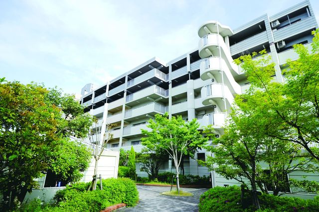 その他共有部分　通勤や通学に便利な立地ながら、静かな環境が魅力です。街区の中