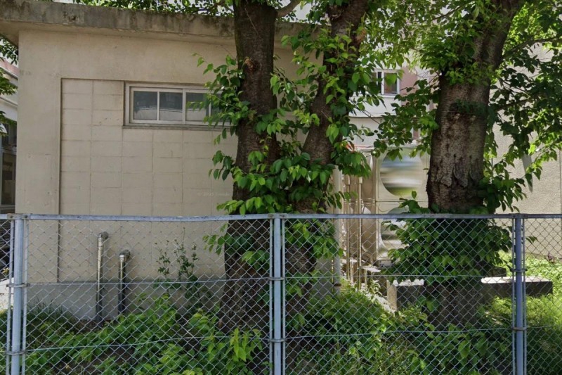 小学校　名古屋市立稲西小学校（小学校）まで573m