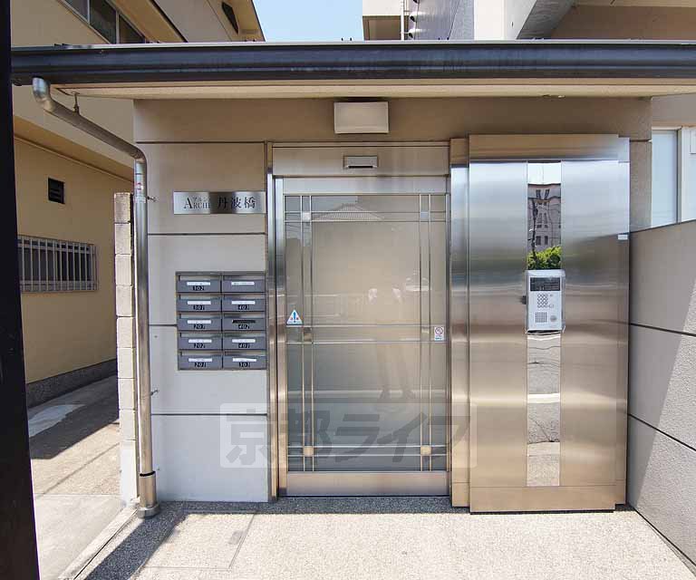 エントランス　エントランスも雰囲気良いんです。