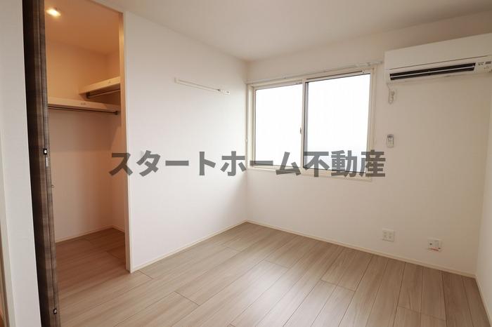 その他部屋・スペース　落ち着いて過ごせるお部屋なので、寝室にいかがでしょうか