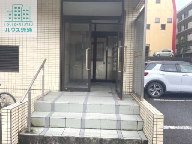 エントランス　エントランス