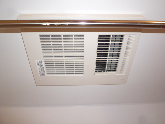 その他設備　浴室換気乾燥機完備で雨の日や梅雨時も安心ですね