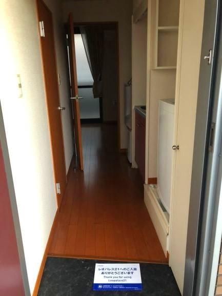 玄関　お部屋探しはタウンハウジング蘇我店にお任せ下さい♪