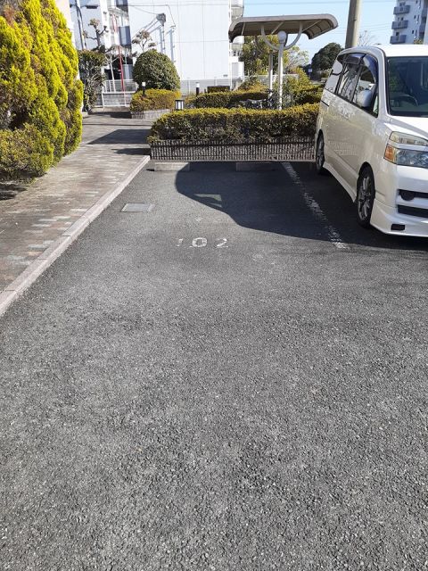 【スフィアの駐車場】