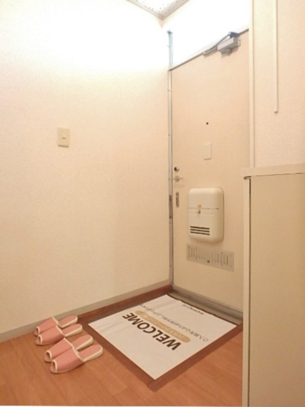 玄関　図面と現状に相違がある場合には現状を優先