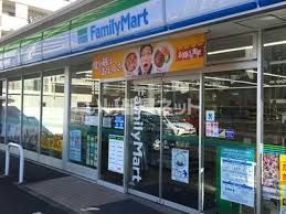 コンビニ　ファミリーマート　仙台三百人町店（コンビニ）まで237m