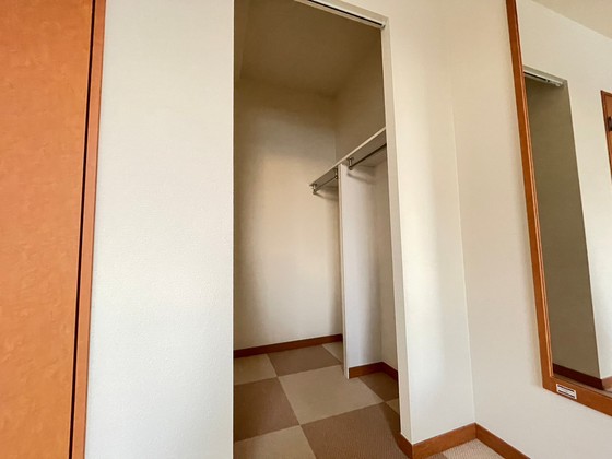 収納　※別部屋の写真です
