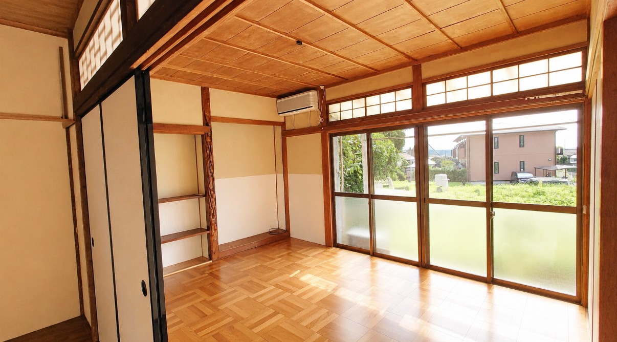 須佐町平屋の居間写真