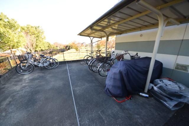 その他共有部分　★敷地内屋根付き駐輪場あります★