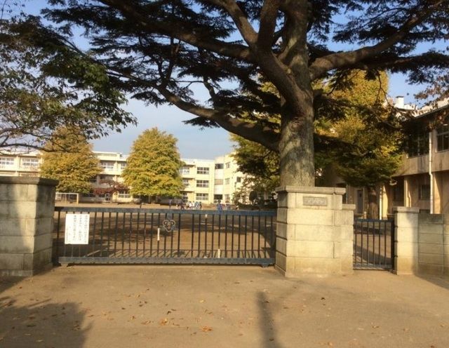 小学校　千葉市立犢橋小学校（小学校）まで1001m
