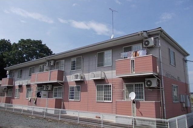 グランドゥール山川壱番館の建物外観