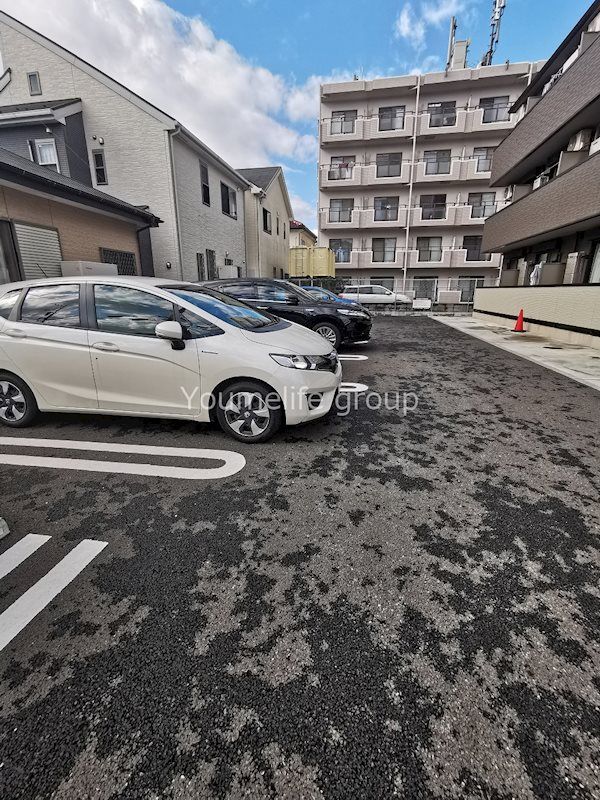 【イスラ・グランデの駐車場】