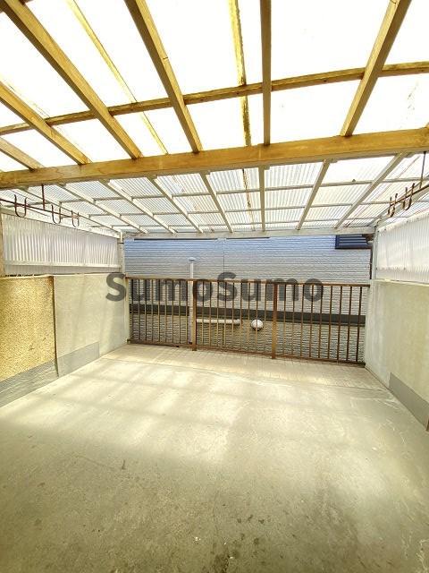 バルコニー　バルコニー付きです