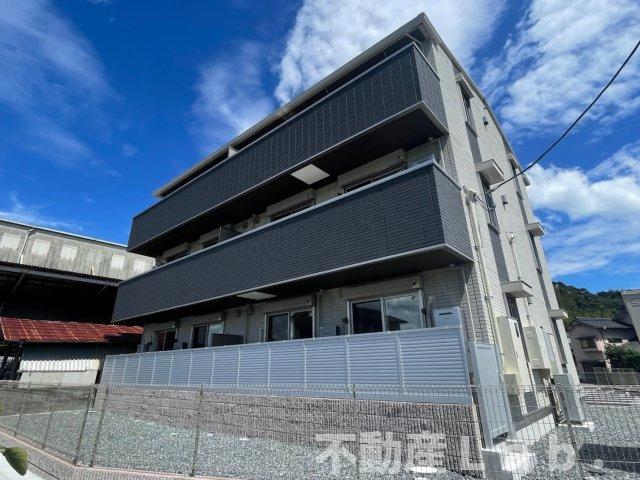 天草市本渡町本戸馬場のアパートの建物外観