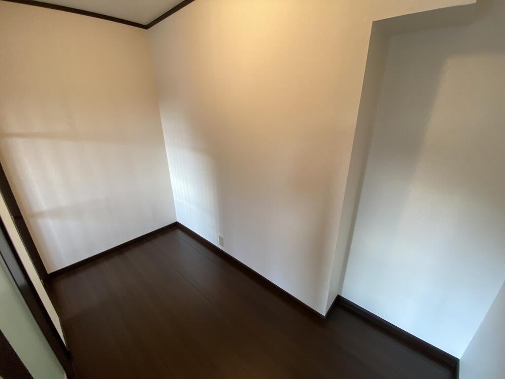 塔の町ハイツの内装写真