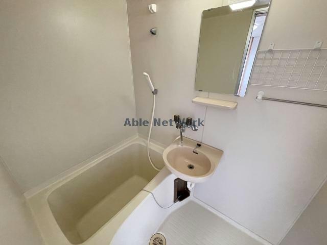 バス・シャワールーム　バス