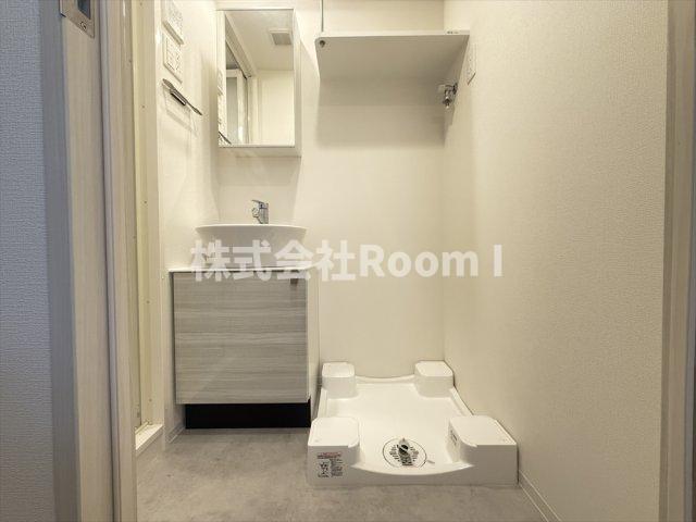 洗面設備　コンパクトで使いやすい洗面所