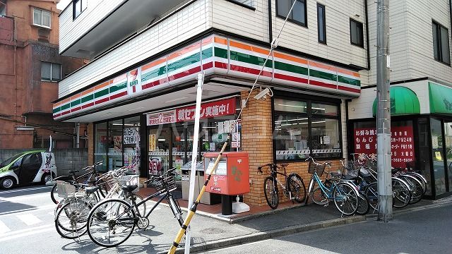 【メインステージ北千住VIIのコンビニ】