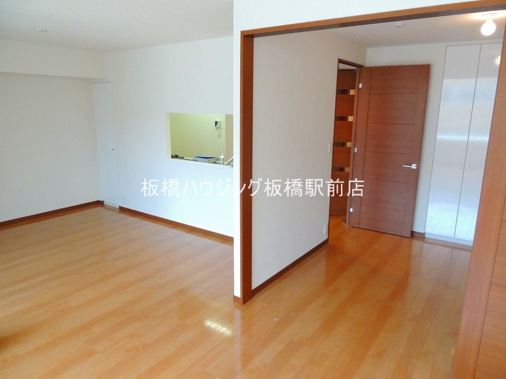 居室・リビング　リビング