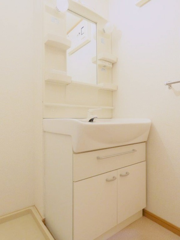 洗面設備　図面と現状に相違がある場合には現状を優先