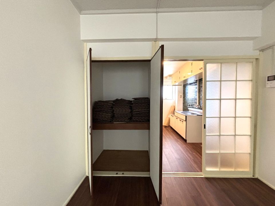 収納　洋室６帖のお部屋です☆