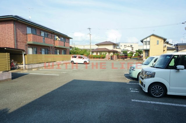 駐車場　駐車場完備です