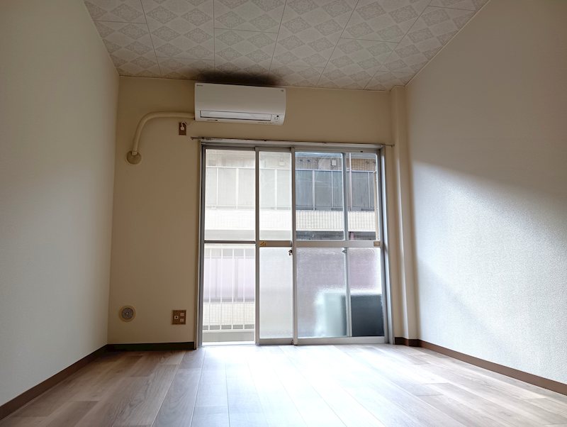 居室・リビング　★エアコン付き★