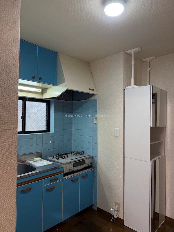 キッチン　窓付きのキッチンです！