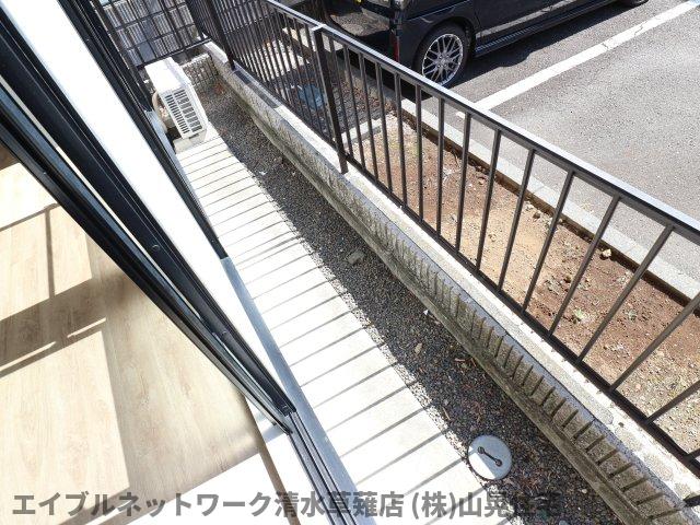 バルコニー　陽当たり良好なバルコニーです