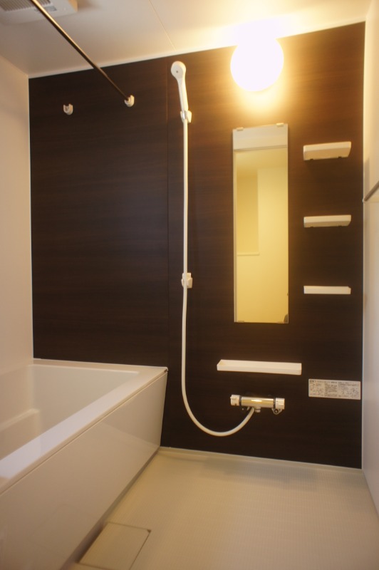 バス・シャワールーム　図面と現状に相違がある場合には現状を優先