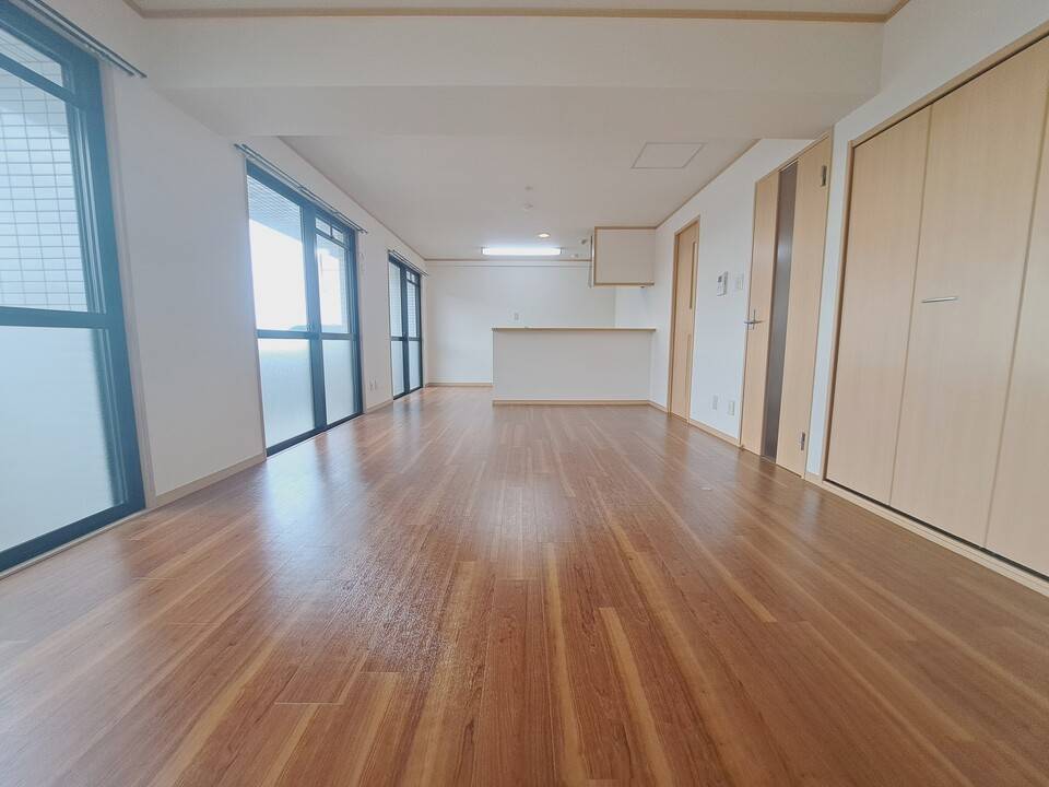 居室・リビング　リビング