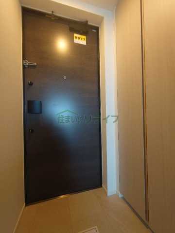 玄関　別階層の参考写真になります。