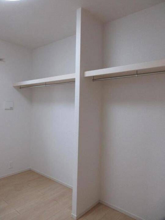 収納　クローゼット