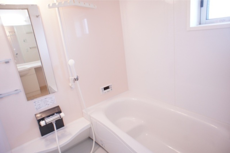 バス・シャワールーム　図面と現状に相違がある場合には現状を優先