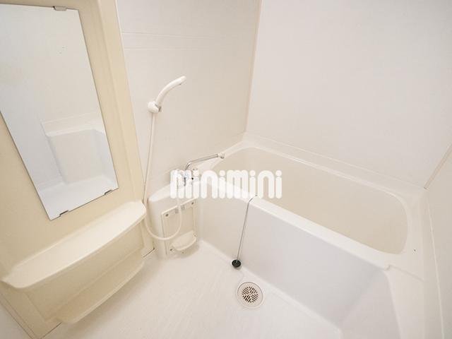 バス・シャワールーム　ゆったり入れるバスルーム