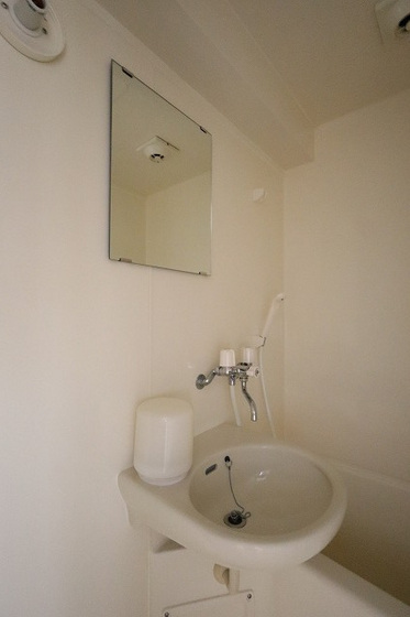 洗面設備　※別部屋の写真です