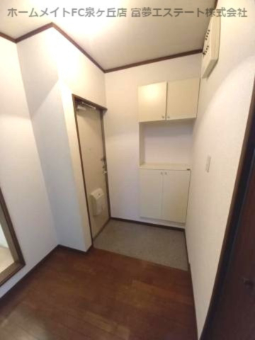 玄関　※イメージ　反転タイプのお部屋の写真