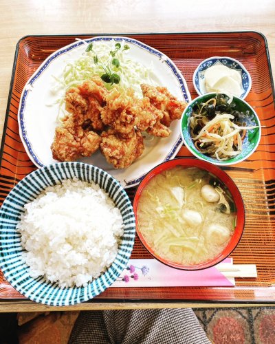 飲食店　定食屋　けやき（飲食店）まで516m