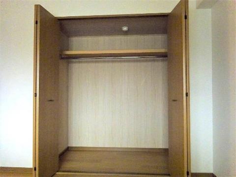 メゾン泉　収納　ＣＬ（開）