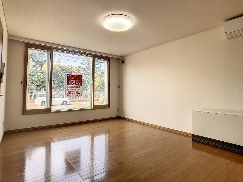 居室・リビング　リビング１