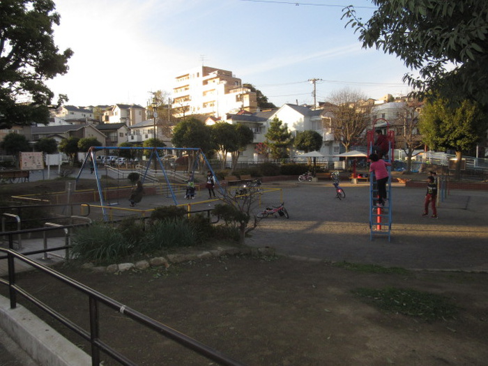 公園　新沢公園（公園）まで1500m