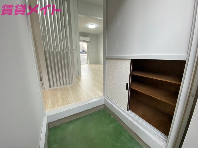 玄関　同型参考写真