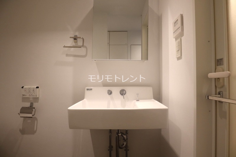 洗面設備　室内参考写真（１Ｆ－Ｂタイプ）