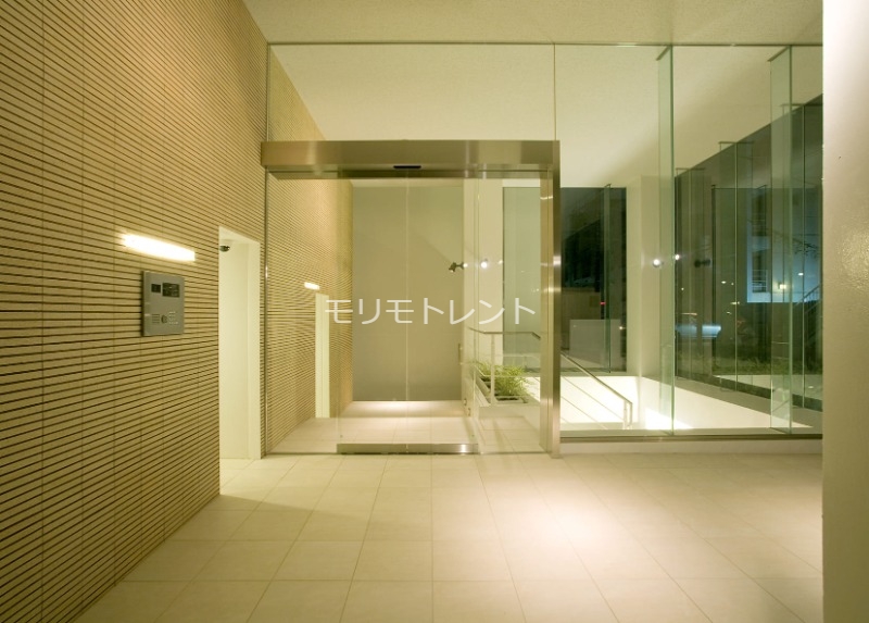 セキュリティ　エントランス