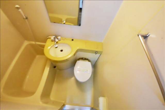 バス・シャワールーム　ユニットバスです